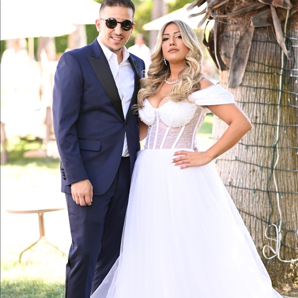 Wedding dress Custom made